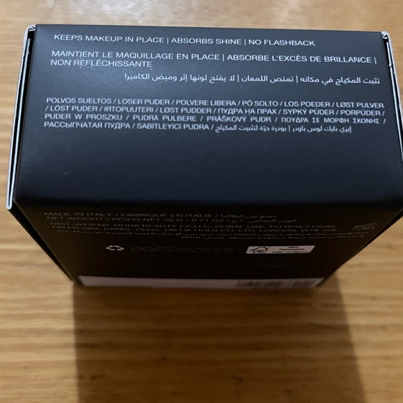 - LAST ONE!!NIB!! HUDA BEAUTY EASY BAKE LOOSE SETTING POWDER: CHERRY BLOSS… - Picture 6 of 9